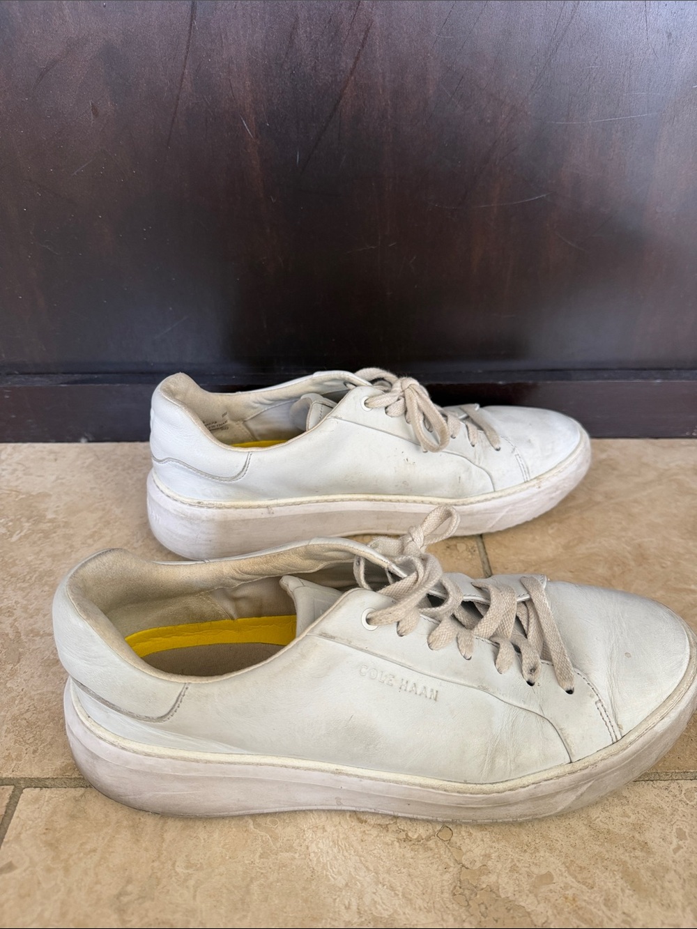 Cole Haan Men's Off-White Leather Grand360 Sneakers (Sz. 9)